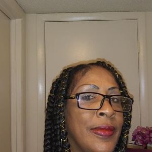 Meet your Posher, Carol